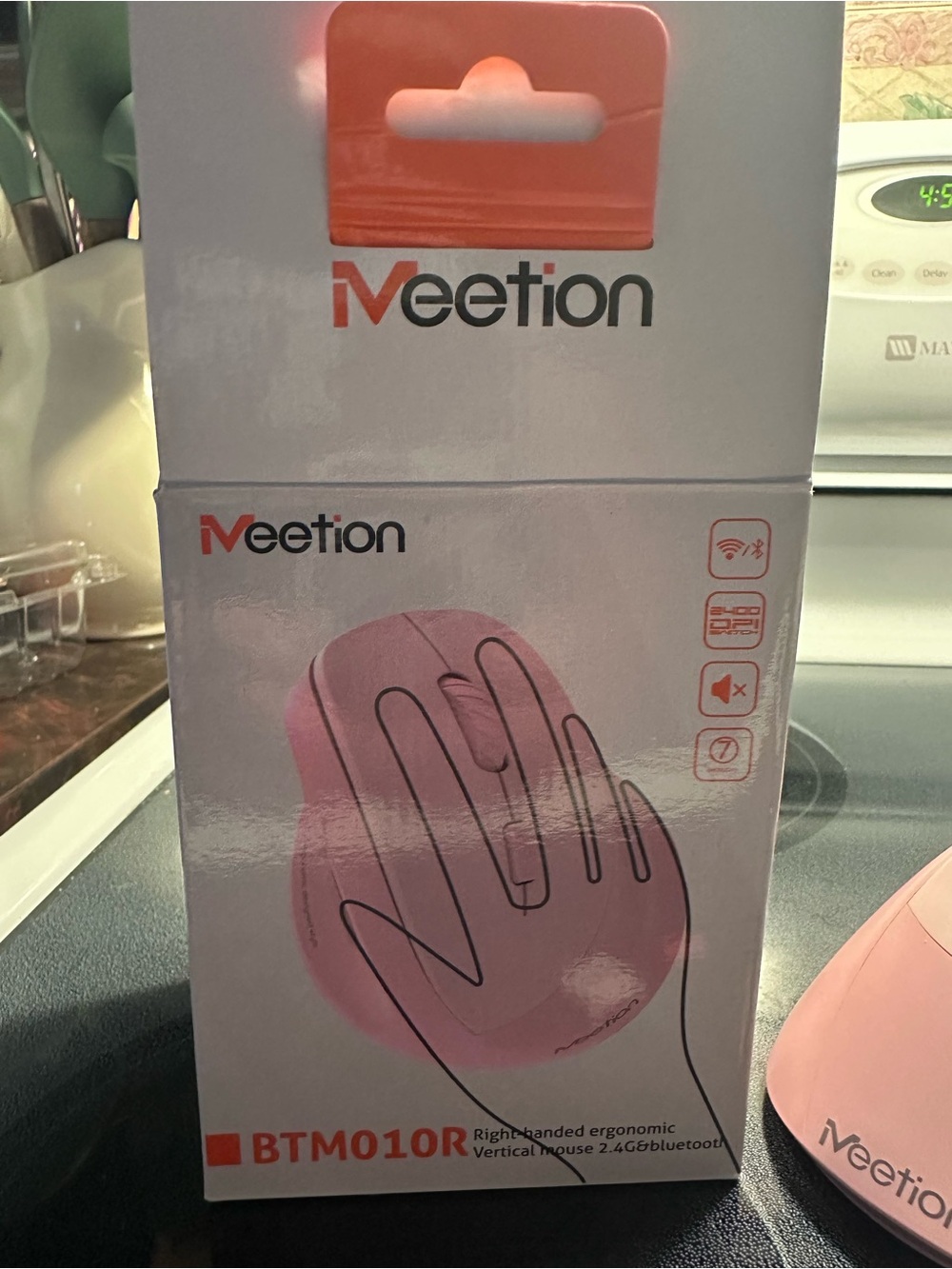 Pink Right-Handed Ergonomic Vertical Mouse - BTM010R